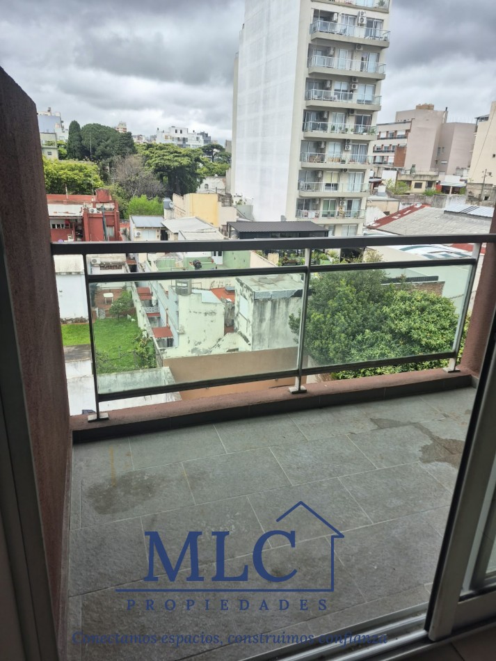 ALQUILER DEPARTAMENTO CON BALCON - VISTA ABIERTA - TODO LUZ