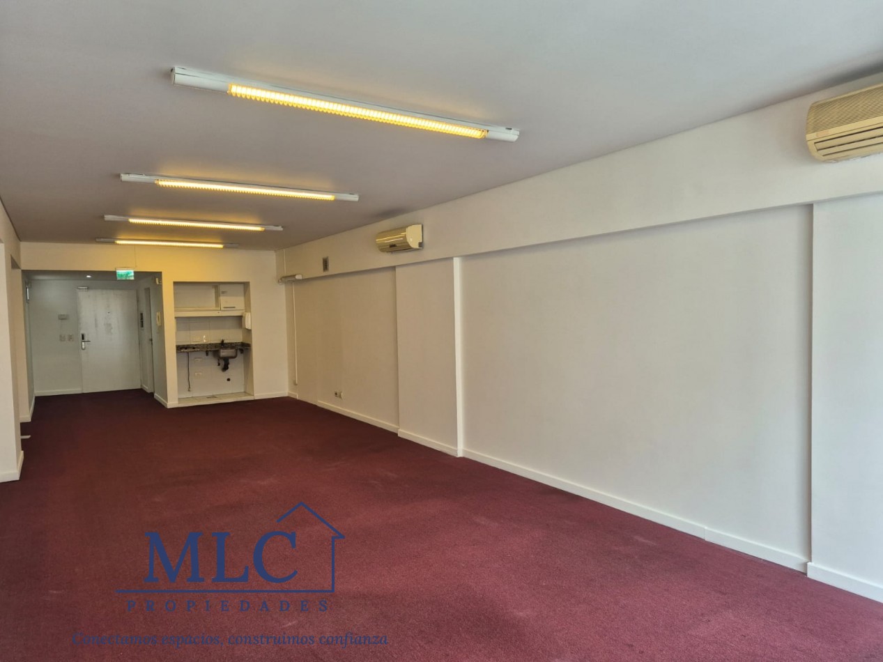 OFICINA EN ALQUILER - IDEAL ESTUDIO / CONSULTORIO