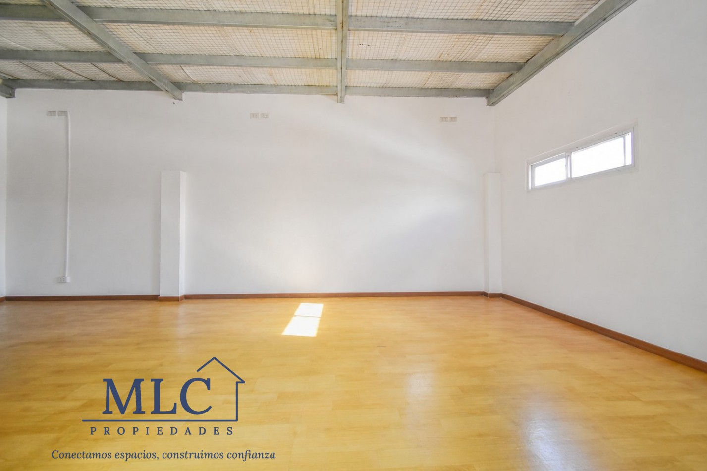 PH EN VENTA - 4 AMBIENTES + ESTUDIO INDEPENDIENTE + TERRAZA - SIN EXPENSAS