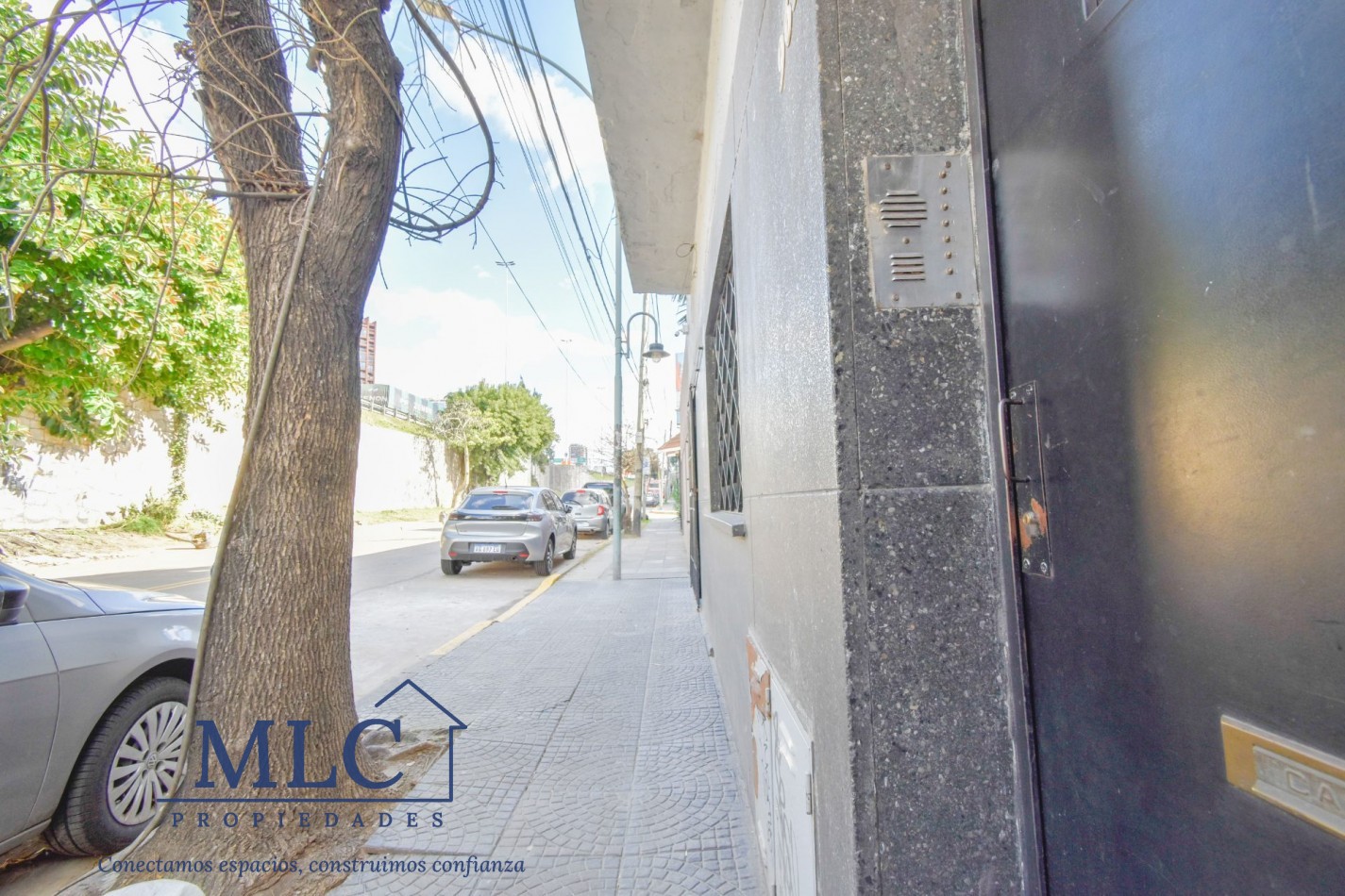 PH EN VENTA - 4 AMBIENTES + ESTUDIO INDEPENDIENTE + TERRAZA - SIN EXPENSAS