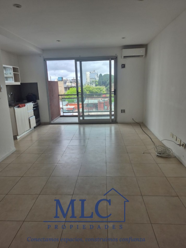 ALQUILER DEPARTAMENTO CON BALCON - VISTA ABIERTA - TODO LUZ