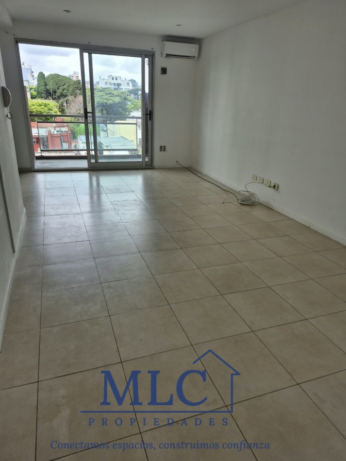 ALQUILER DEPARTAMENTO CON BALCON - VISTA ABIERTA - TODO LUZ