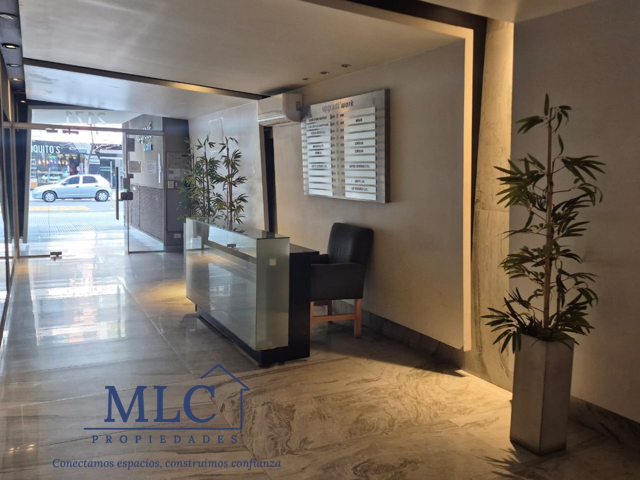 ALQUILER SOLO USO COMERCIAL - IDEAL ESTUDIO / CONSULTORIO