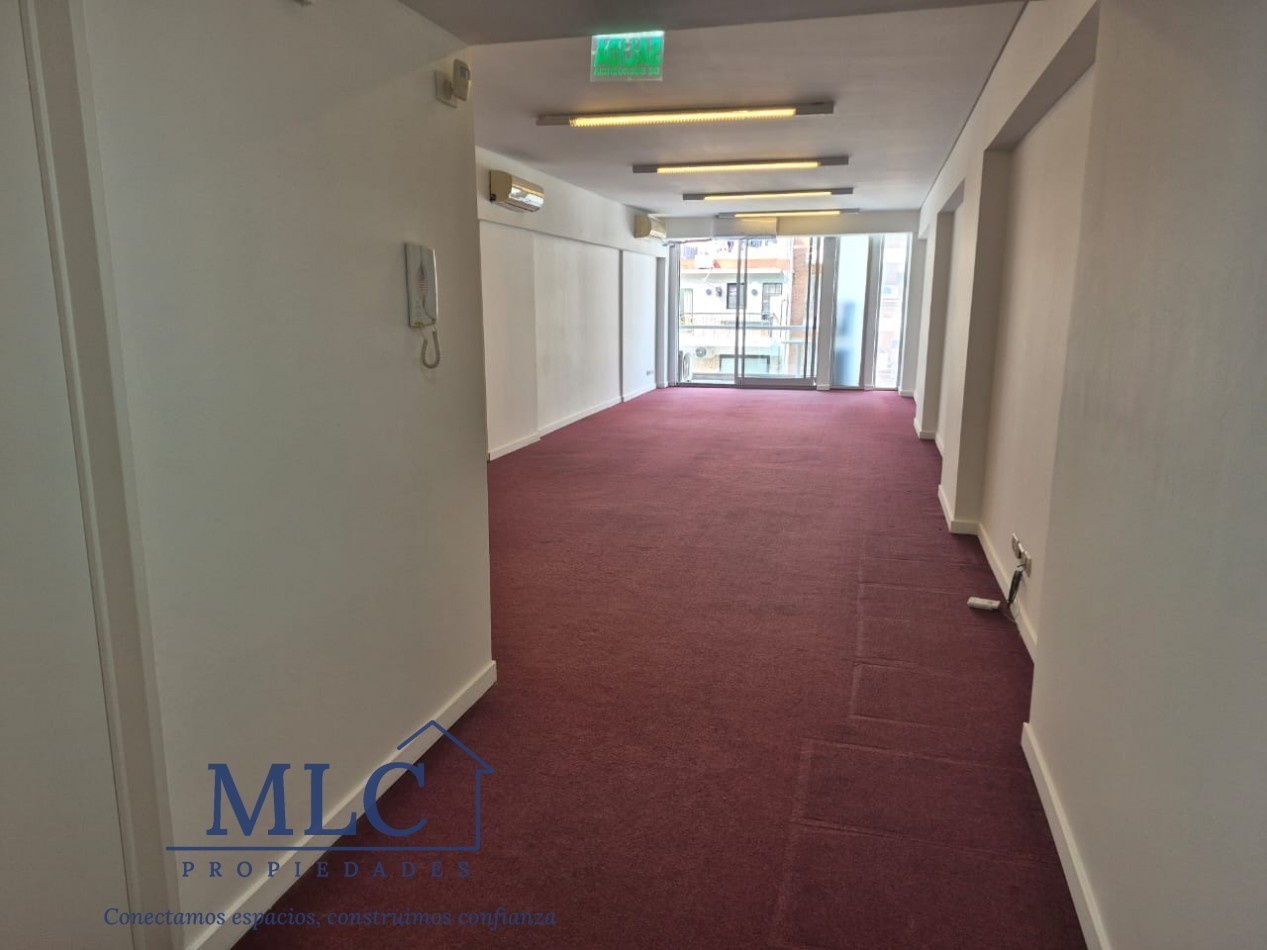 VENTA DEPARTAMENTO USO COMERCIAL - IDEAL ESTUDIO / CONSULTORIO